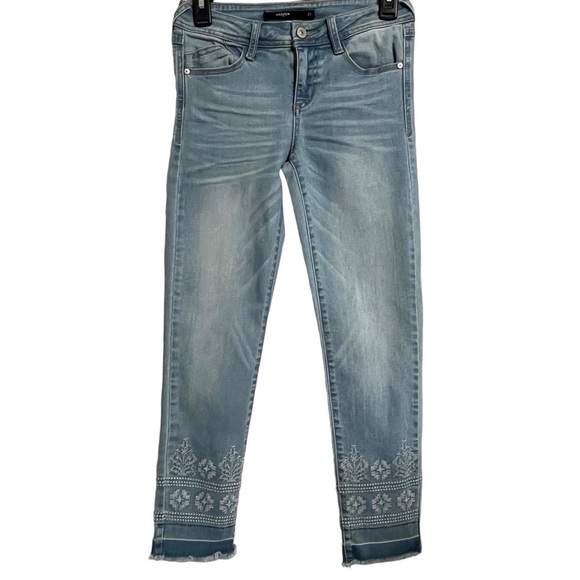 Harper Embroidered Skinny Ankle Released Frayed Hem Faded Jeans Size 25 - Picture 1 of 12
